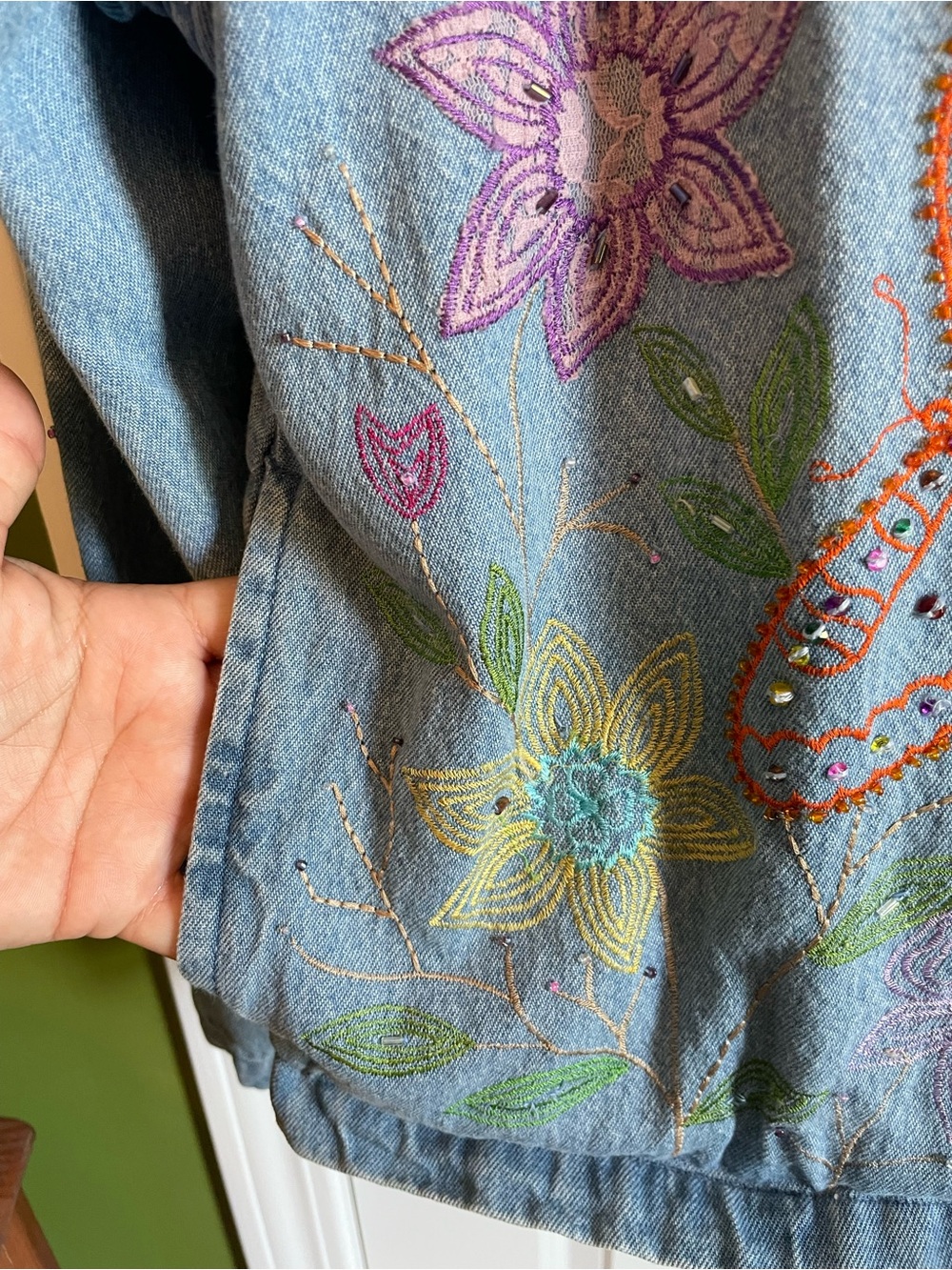 Tantrums Beaded Embroidered Denim Jacket Large Flowers Butterflies 90s - Picture 3 of 7